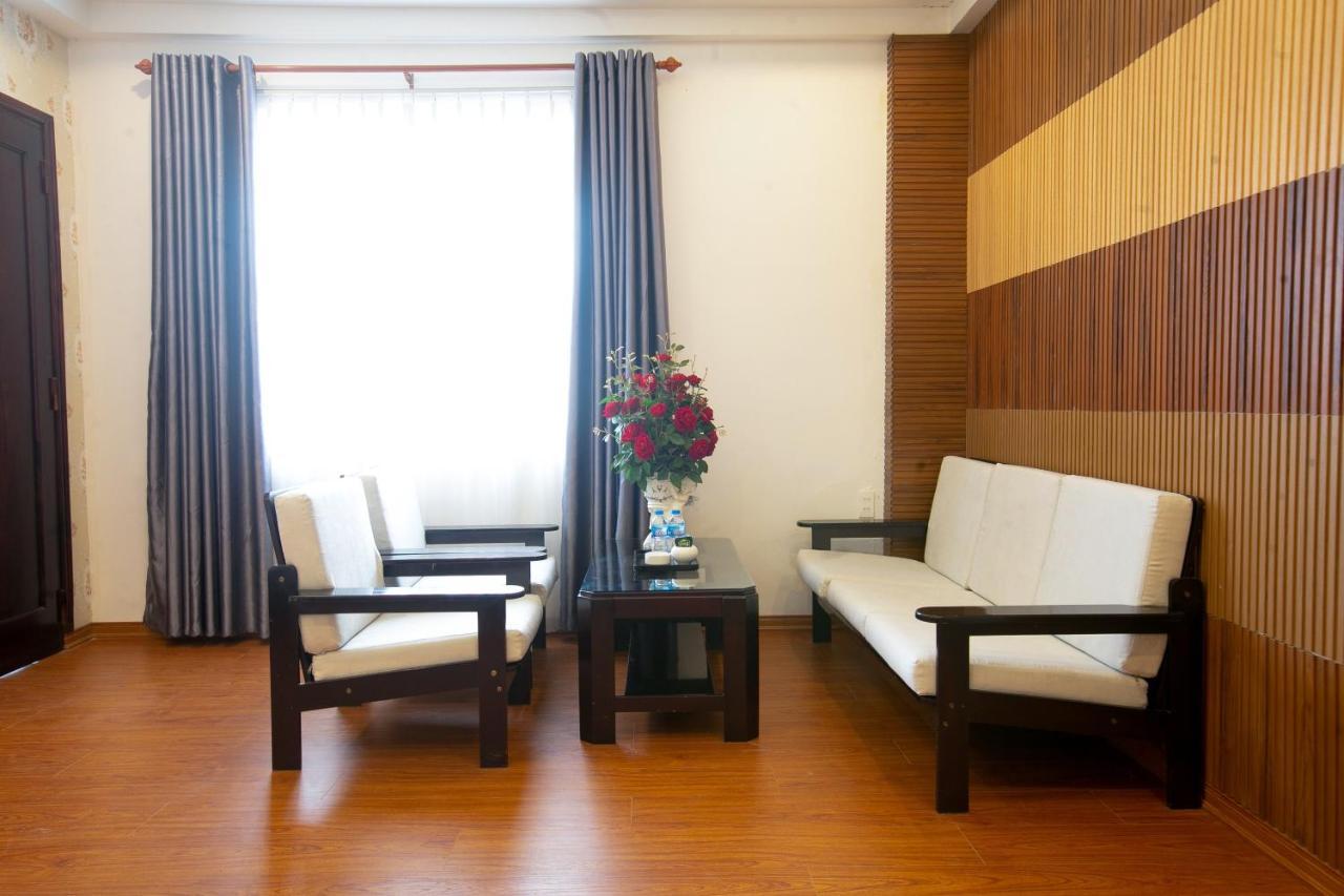 Tre Xanh Hotel Pleiku Buitenkant foto