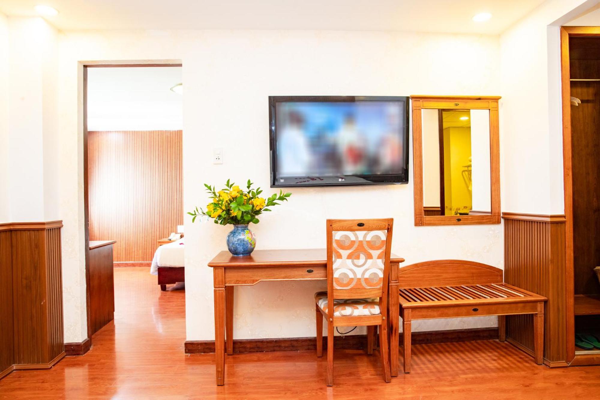 Tre Xanh Hotel Pleiku Buitenkant foto