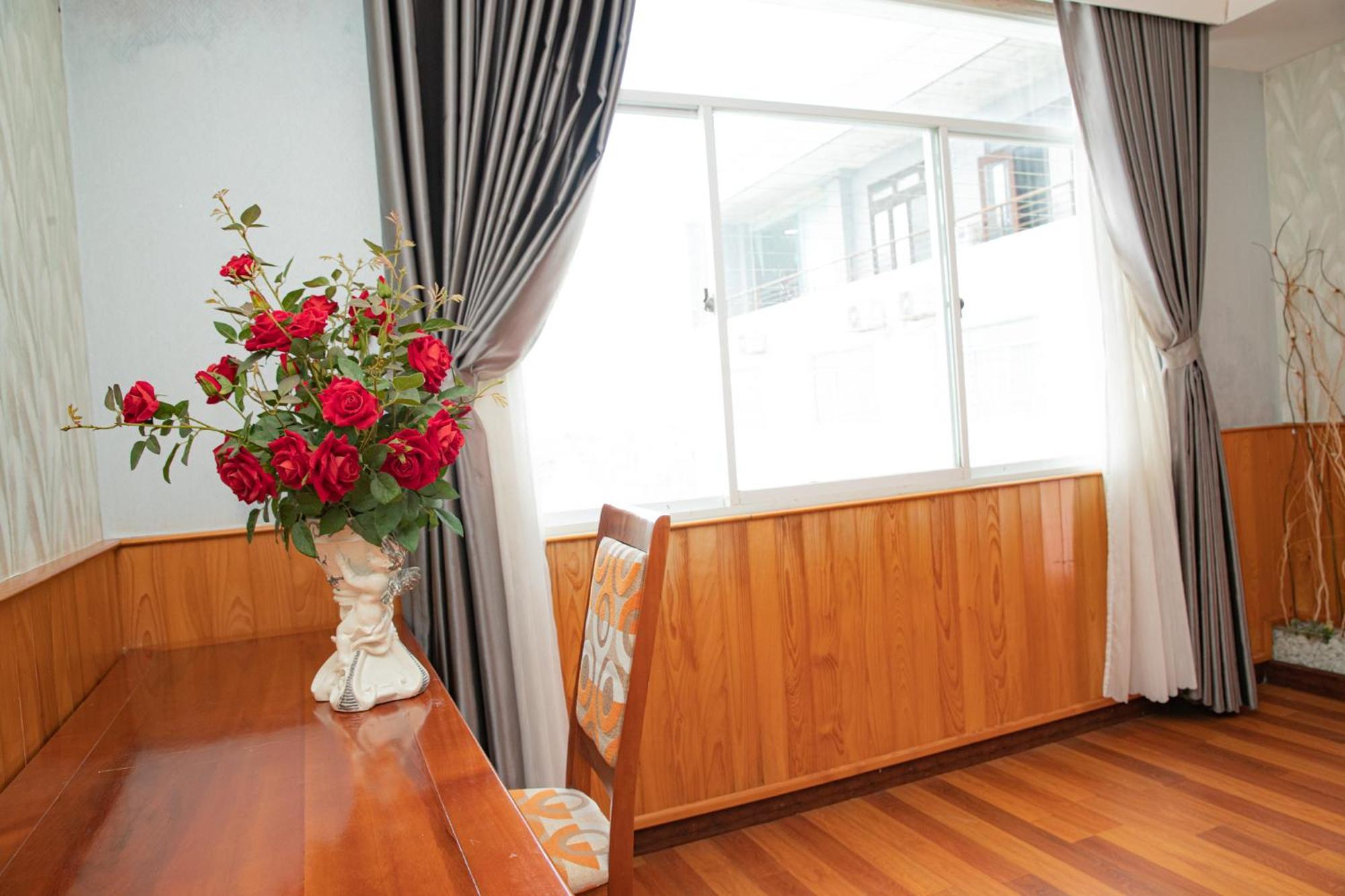 Tre Xanh Hotel Pleiku Buitenkant foto