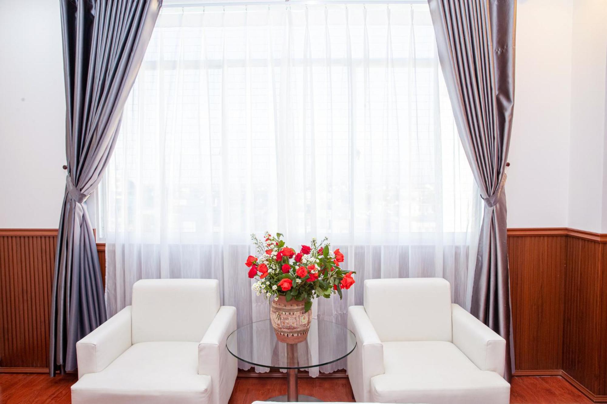 Tre Xanh Hotel Pleiku Buitenkant foto